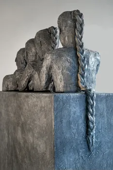 33